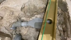 Как установить душевой трап после демонтажа стяжки в душевой
