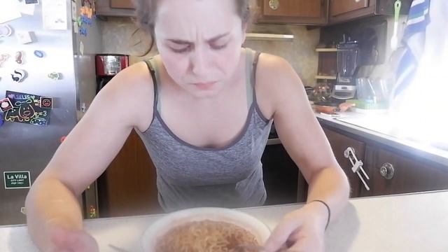 EXTREME SPICY RAMEN 2X CHALLENGE смотреть онлайн
