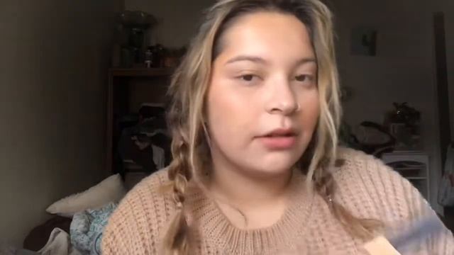 “Natural” everyday makeup plus faux freckles смотреть онлайн
