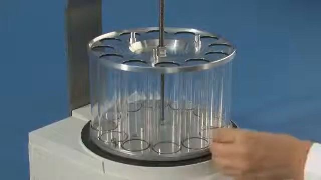 BUCHI Evaporation - Assembling the Crystal Rack смотреть онлайн