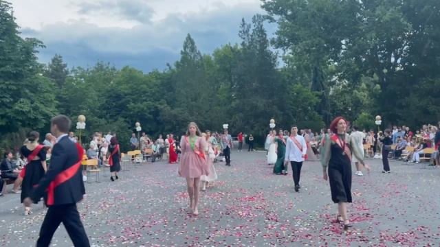 Выпуск - 11 КЛАСС МОУ "РРМСОШ №9" РЫБНИЦА,2023 смотреть онлайн