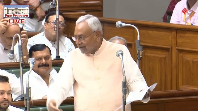 Nitish Kumar Speech: नीतीश कुमार का भाषण वायरल, कहा- शादी होती है तो पुरुष पहली रात.. смотреть онлайн