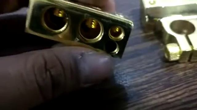Aerpo Golden Battery Terminal смотреть онлайн