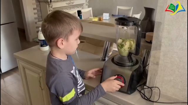 🥛Вкусный и полезный смузи!🥛 смотреть онлайн