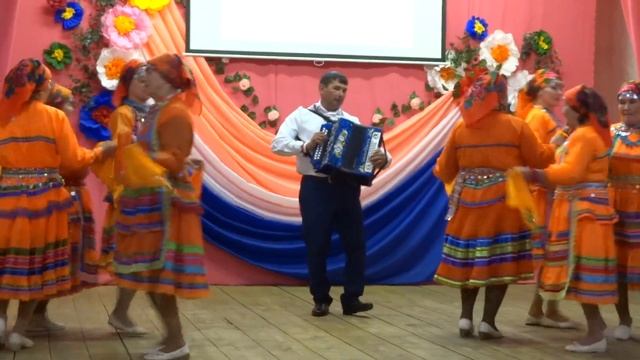 Такмак-влак. Радуют Амзибашевские и А Петраев. Видео Василия Хайбуллина смотреть онлайн