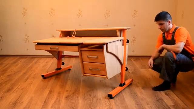 Растущая детская парта из массива Pondi смотреть онлайн