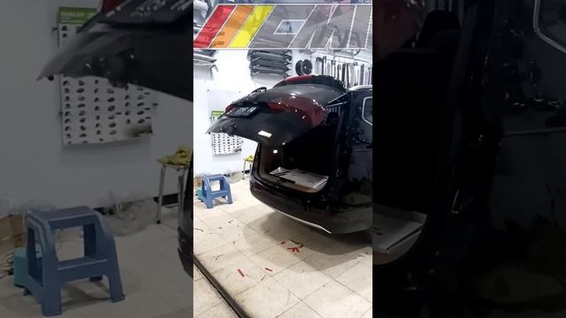 POWER BACKDOOR WULING CORTEZ (with kick sensor) смотреть онлайн