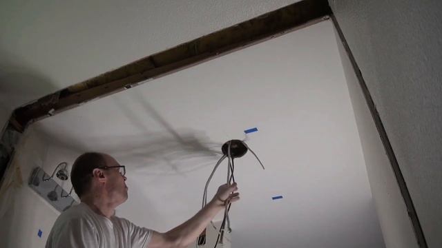 Replace a Single Switch to a 3 gang box. Замена одного выключателя на 3 смотреть онлайн