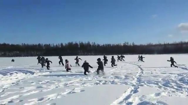 Гонки в снегу!!! Якутская школа Айыы кыһата смотреть онлайн