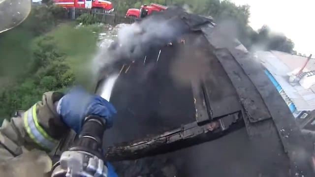 Пожар глазами пожарного (г. Новокузнецк) смотреть онлайн