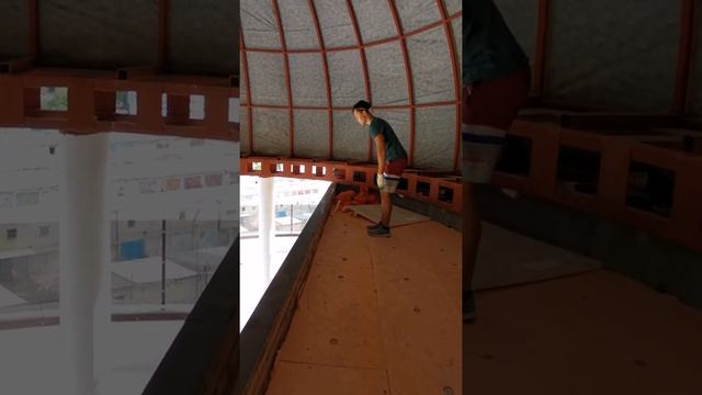 Это что стена? Серия вторая. смотреть онлайн