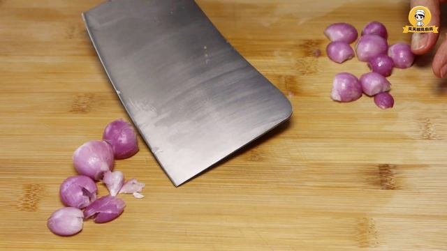 大廚教你做嘟嘟滑雞煲，在家就能做，滑嫩又鮮香【天天相見廚房】 #廣東嘟嘟雞煲 #雞煲 #滑雞 #雞食譜 #雞料理 смотреть онлайн