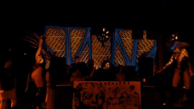 Visual and lasers show by creative groupe addlumens (Cafe Del Mar, Phuket, Thailand) смотреть онлайн