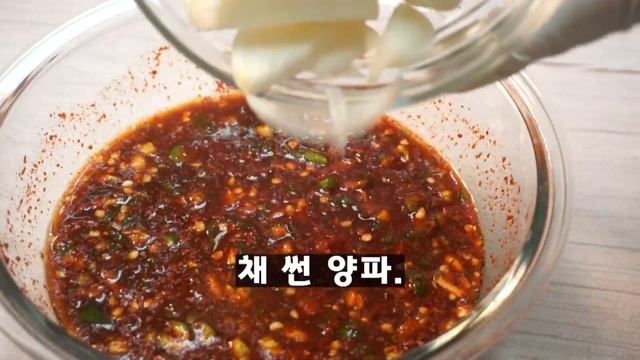 [깻잎김치만들기] 찔필요없이 바로먹는 간편 레시피! 정말 맛있는 깻잎 김치 담그는법. смотреть онлайн