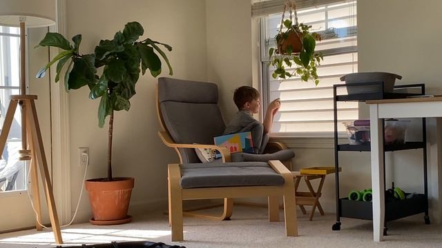 Тимоха Кот говорит по английски с соседкой (полгода в Американской школе)