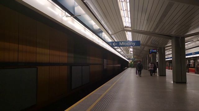 Przejazd Techniczny #7 - Metro Warszawskie | Przelot Siemens Inspiro #69 przez stację Imielin смотреть онлайн