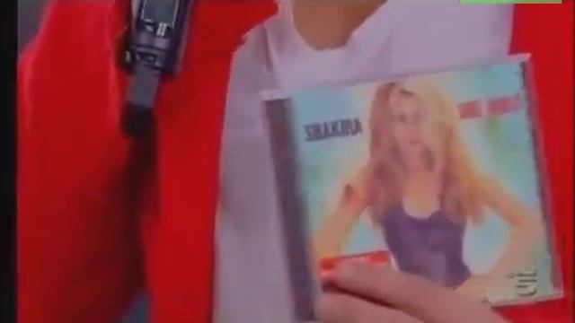 Shakira Speaking 5 Languages Www.english-challenge.ru
