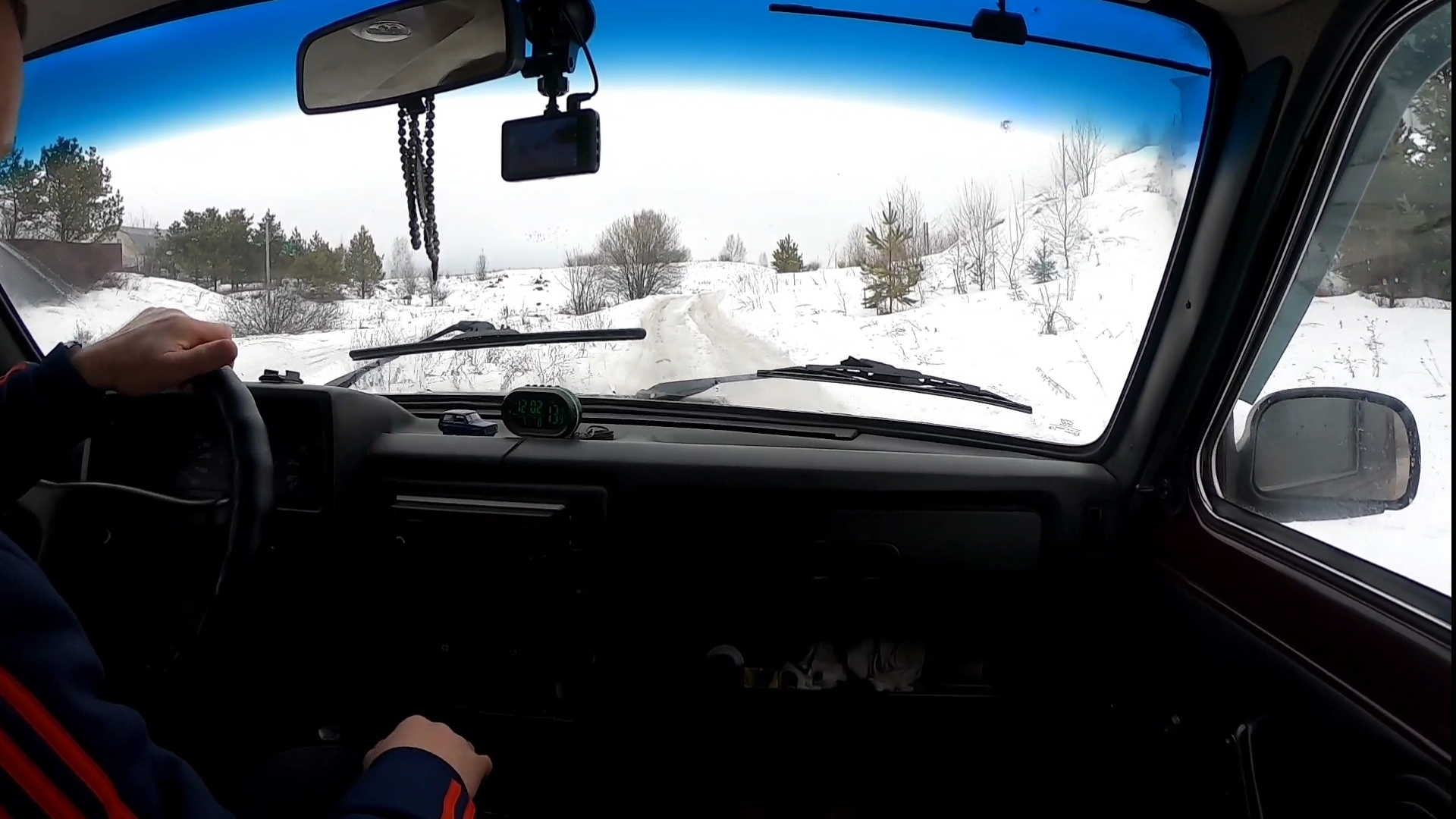 После других Нив, своя всегда пушка! Мой аватар - моя Нива)) смотреть онлайн