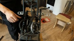 Замена подшипников на электро байке SUR-RON X/Replacement of bearings on the SUR-RON X electric bike