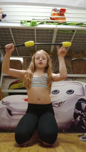 снимаю с сестрой