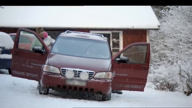 Känslostorm när chevan byts mot en Saab | Lyxfällan смотреть онлайн