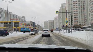 Дорожные знаки в городе