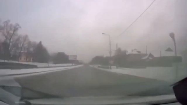 26.02.2022Г. УКРАИНА ХАРЬКОВ. СТРЕЛЬБА РАКЕТА УПАЛА РЯДОМ С МАШИНОЙ смотреть онлайн