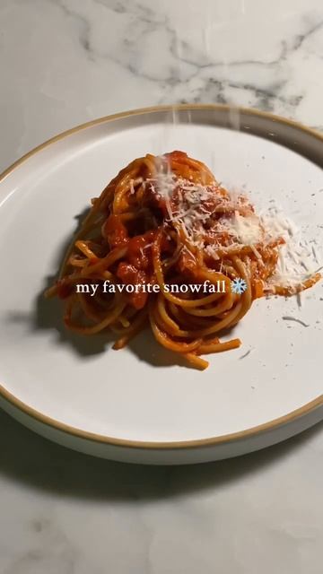 recipe? ❄️ #pasta #christmas #food #dinnerideas #date смотреть онлайн