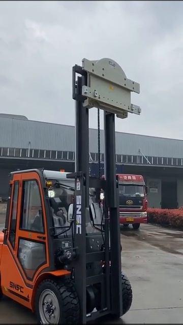 3тонный дизельный вилочный погрузчик с кабиной и вращателем смотреть онлайн