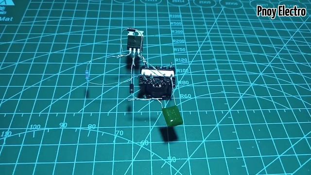 Joule thief 3.7 to 220v 4pin Only смотреть онлайн