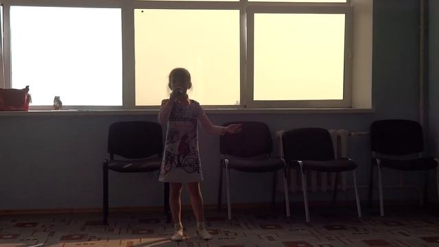 Песня "Квітка душа" (Ніна Матвіенко). Исполняет Мягких Елизавета 7 лет. Омск 2019 год. смотреть онлайн