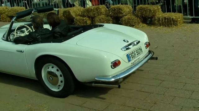 BMW 507 og Porsche speedster.AVI смотреть онлайн