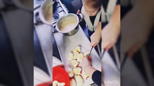 Готуємо разом " Шарлотка" смотреть онлайн