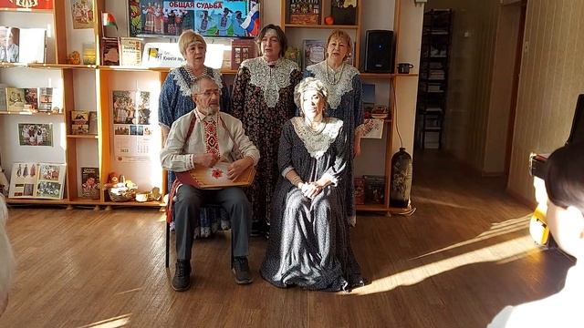 Творческий коллектив "Кружева" с песней "Темная ночка" смотреть онлайн