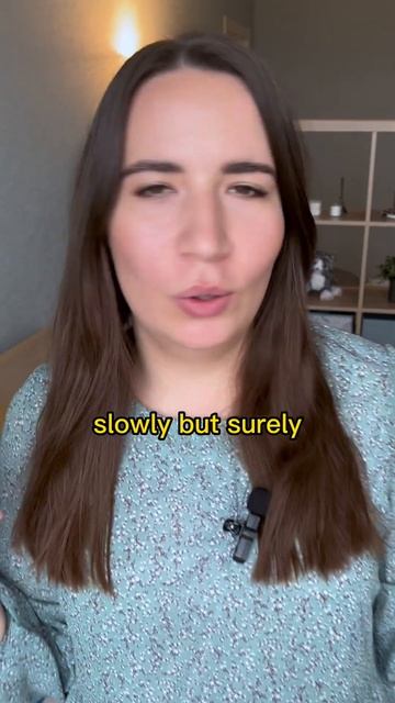 Как по-английски сказать «медленно но верно»? Полезная фраза на английском! смотреть онлайн