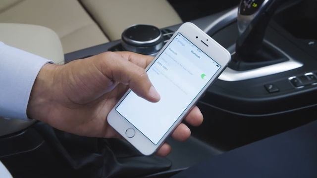 BMW UK | How do I pair my phone with my BMW? смотреть онлайн