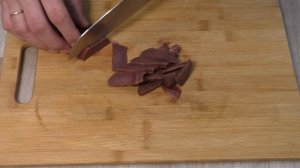 САЛАТ ИЗ СВИНОЙ ПЕЧЕНИ, ПРОСТОЕ ПРИГОТОВЛЕНИЕ! ИДЕАЛЬНО К ЛЮБОМУ СТОЛУ!