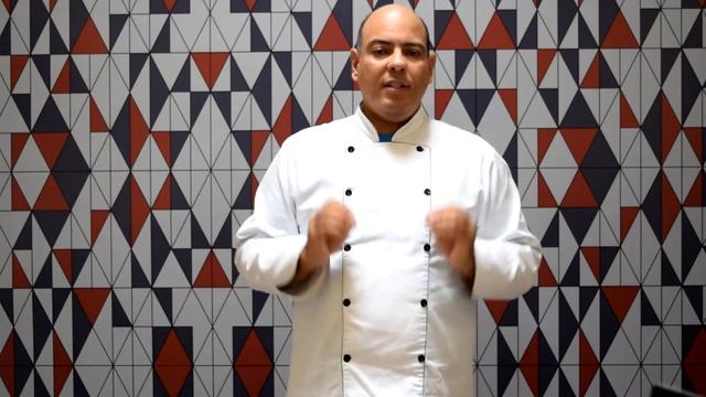 Manga flambada com sorbet de morango, com o depoimento do Eco Chef Tonny. смотреть онлайн