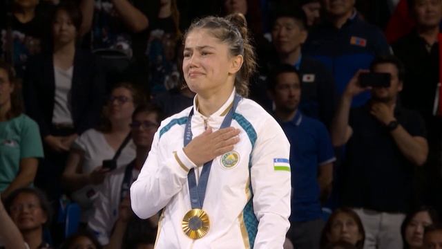 Diyora Keldiyorova Turmush o’rtog’i Azamatdan interviyu смотреть онлайн