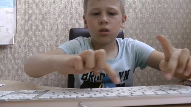 Лишили видео игр и заставили читать книги! смотреть онлайн