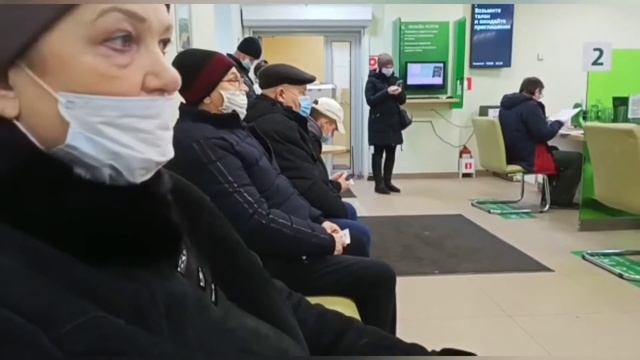 КОЛБАСА ИЗ СССР. КАК ОТКРЫТЬ ЯЩИК С ДЫРОЧКОЙ? ИСПУГАЛИ СТАРУШЕК. ВЗЛАМЫВАЕМ УРНЫ. смотреть онлайн