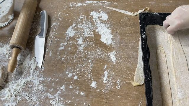 BAKLAVA NASIL YAPILIR BAKLAVA TARİFİ/KOLAY BAKLAVA#baklavatarifi#baklavanasılyapılır#kolaybaklava# смотреть онлайн