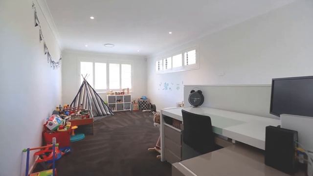 Ray White l Real Estate video смотреть онлайн