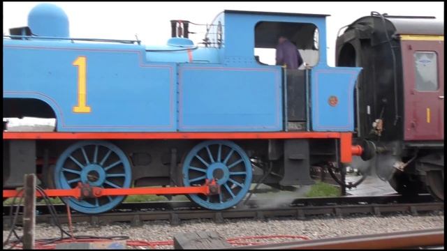 Day out with Thomas Thomas The Tank Engine in Real Life at Buckinghamshire Railway Centre смотреть онлайн