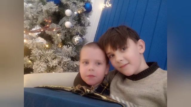 Как мы провели с братом все зимние каникулы смотреть онлайн