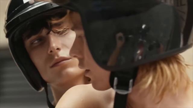 Calvin Klein CK2 смотреть онлайн