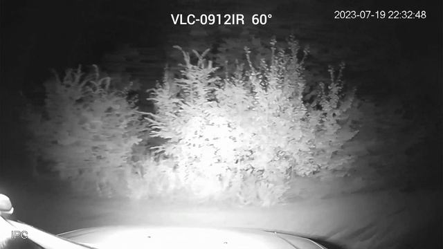 Тест инфракрасного прожектора 50 м 60 градусов VLC-0912IR смотреть онлайн