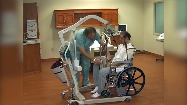Lifting Patient l CHAIR смотреть онлайн