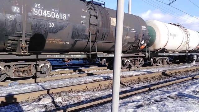 Тепловоз ТЭМ7А-0178 с цистернами, перегон Автово-Порт смотреть онлайн