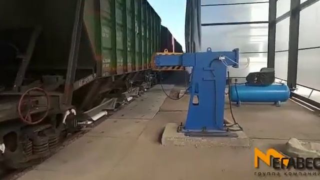 Видео о комплексе для разгрузки вагонов и фасовки контейнеров смотреть онлайн
